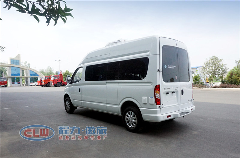 程力傲旅大通V80長軸高頂（國六）B型房車
