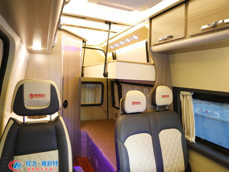 福特房車新世代全順V348長軸高頂廠家報價