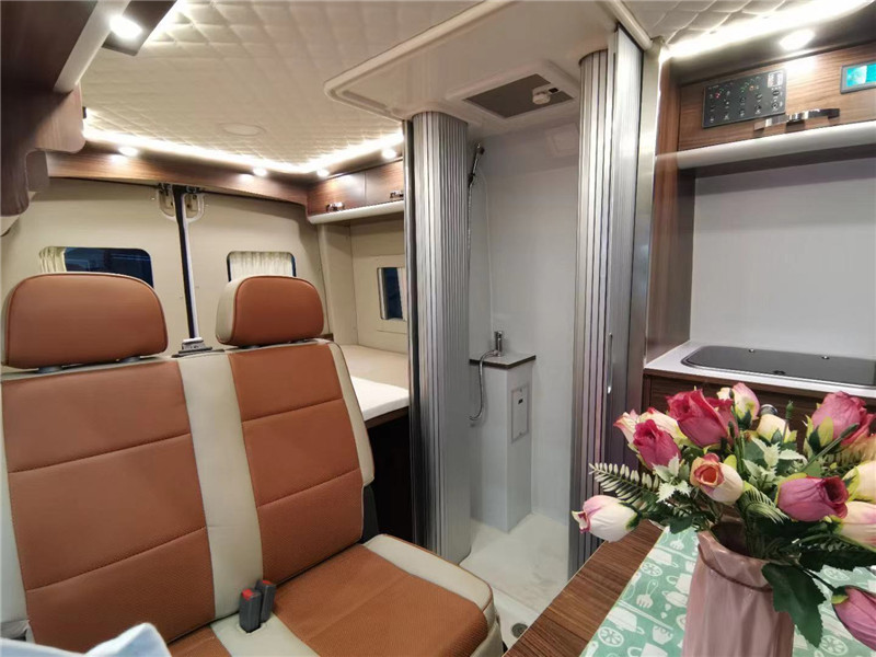 程力東風御風短軸旅居房車高性價比