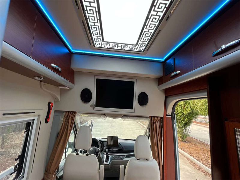 ?大通房車v90超高頂新車出爐