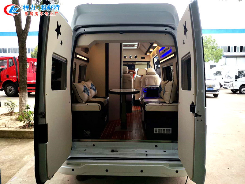 福特b型房車新世代全順商旅服務版