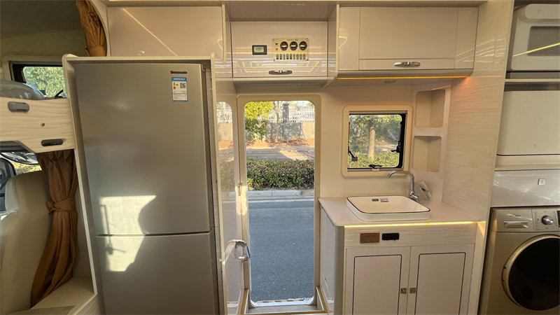 躍進(jìn)H500房車(chē)年末現(xiàn)車(chē)特惠