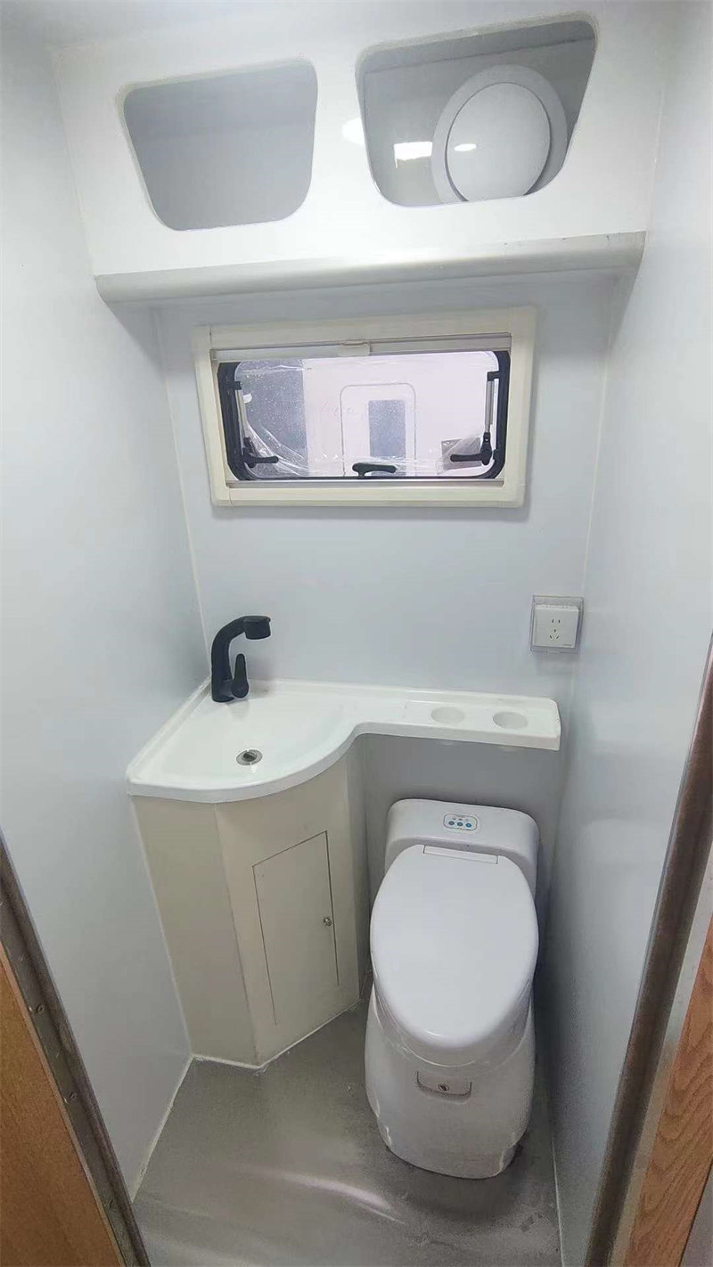躍進(jìn)H500房車廠家剛完工